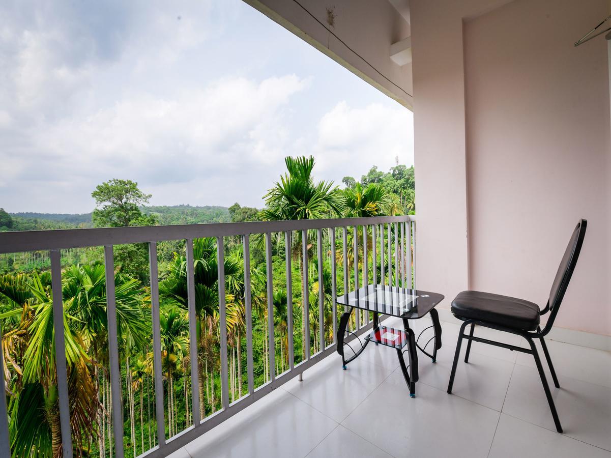 Wayanadia Resort Hotel Ambalavayal Exterior photo